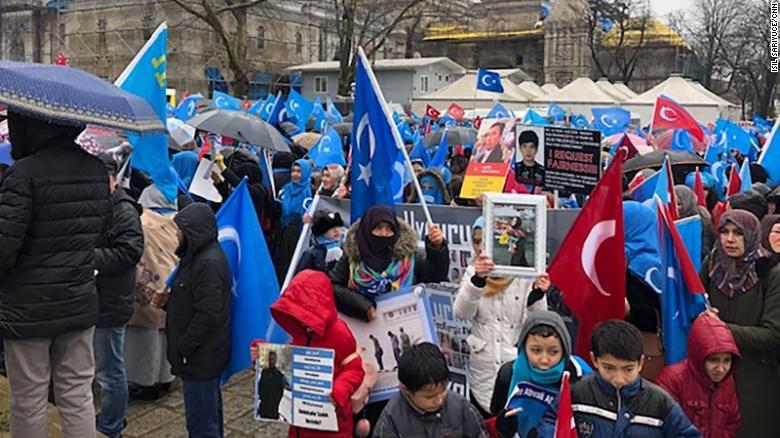 Turki Ancam Deportasi Pengungsi Uighur ke Cina